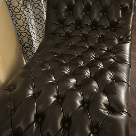 Chaise lounge - Picture 3 of 4